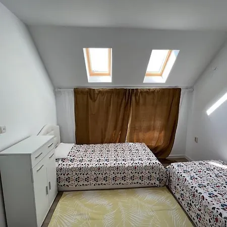 Escape Apartment *